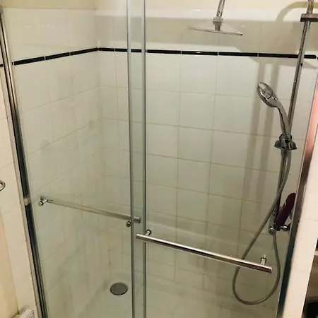 Spacieux Centre 5 Nights Min Apartment *